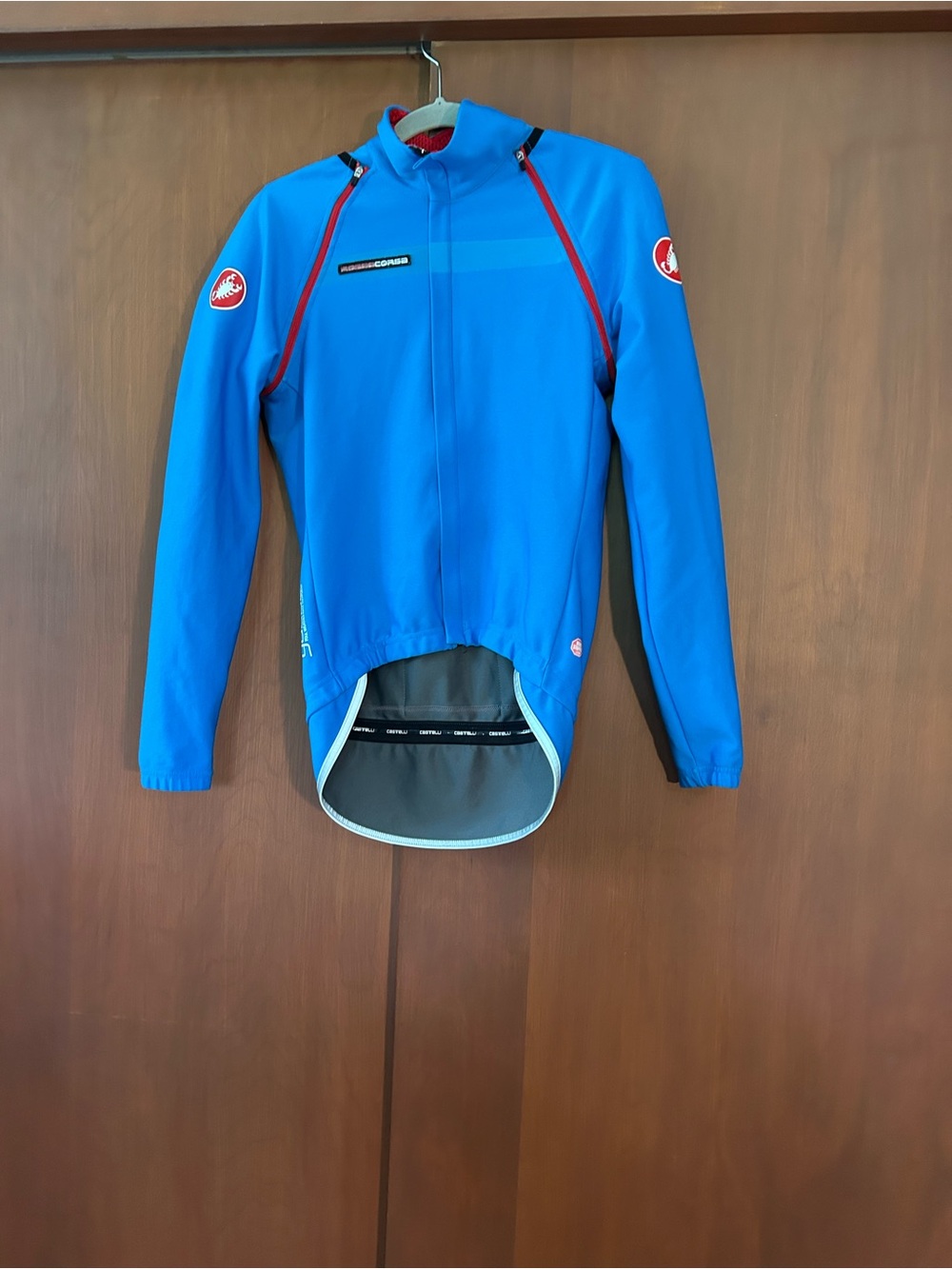 Castelli cycling jacket with zip off sleeves